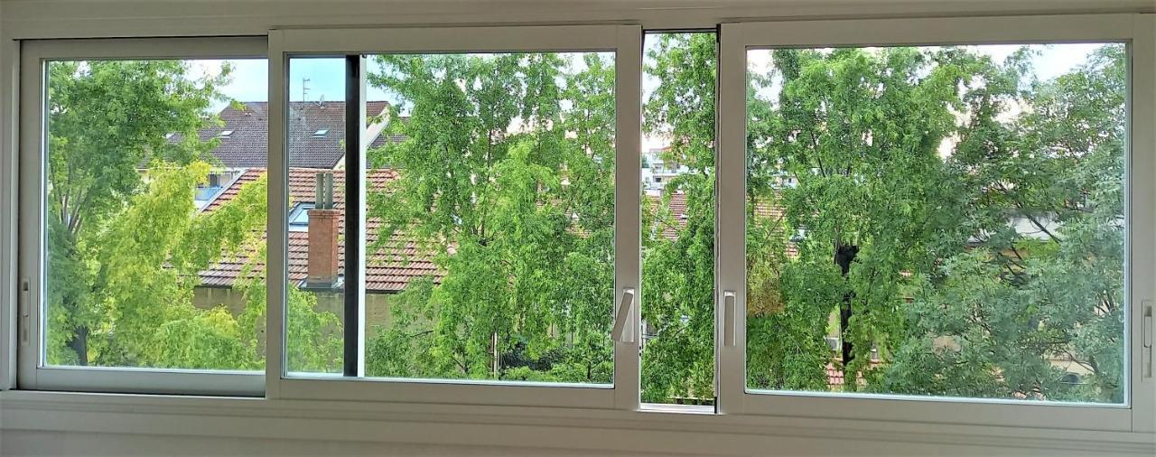 Magnifique Cocon - Metro A Republique - 2 Belles Chambres Avec Dressings - Wifi Gratuit - Netflix - Au Calme Absolu - Lumineux - Jardin Arbore Partage Dans La Residence Villeurbanne Luaran gambar